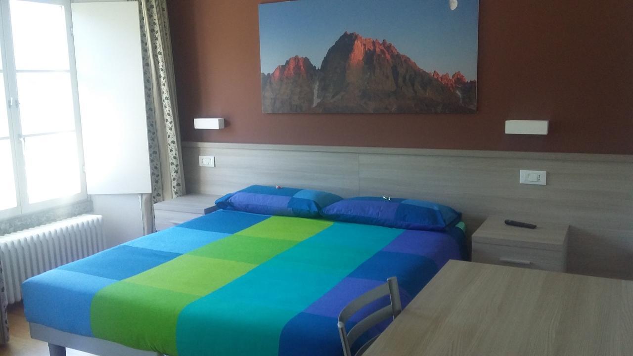 La Vecchia Scuola Bed & Breakfast Villa d'Allegno Exterior photo