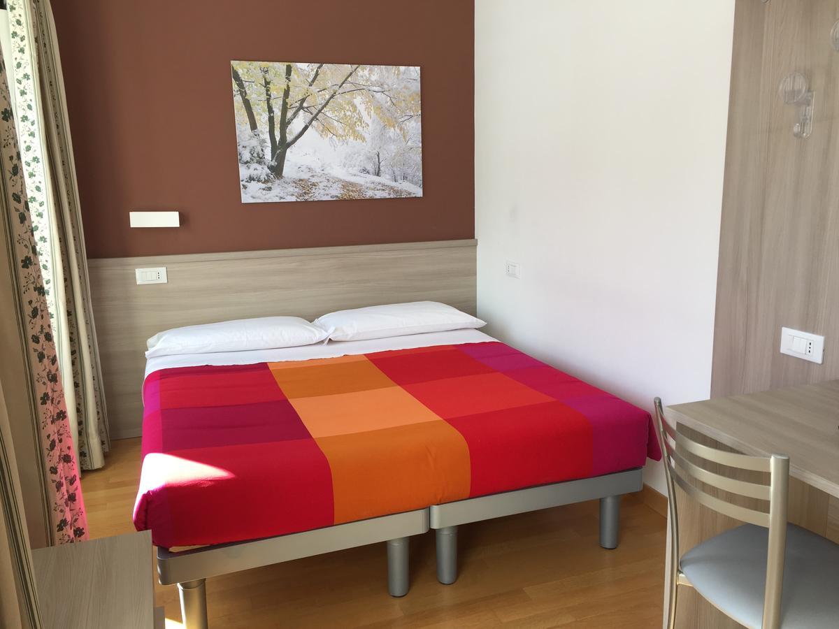 La Vecchia Scuola Bed & Breakfast Villa d'Allegno Exterior photo
