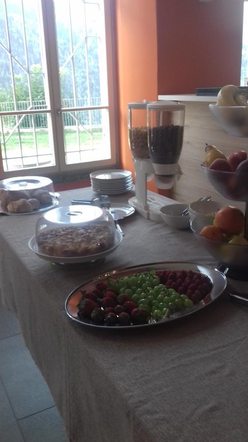 La Vecchia Scuola Bed & Breakfast Villa d'Allegno Exterior photo